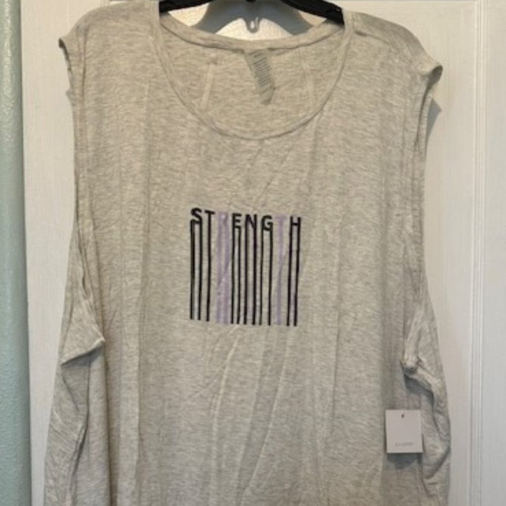 Sleevless T-shirt